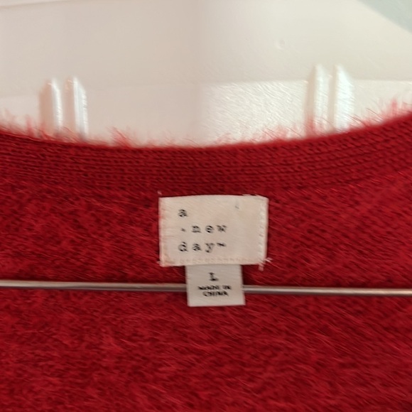 A New Day Eyelash  Christmas RED Sweater Large - Picture 5 of 7